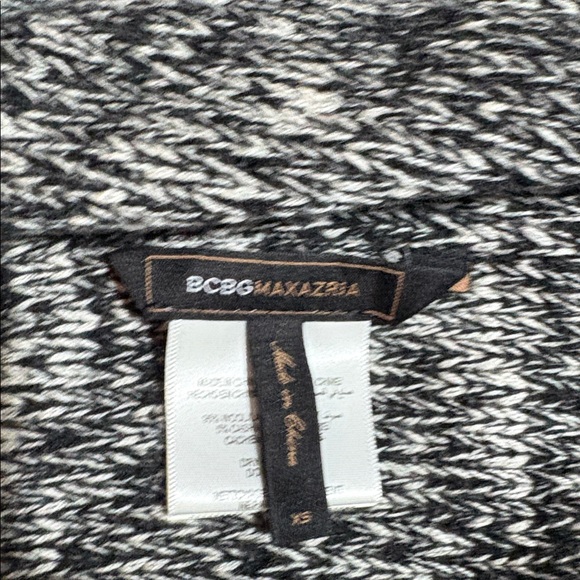 BCBGMAXAZRIA Wool Cashmere Blend Asymmetrical Colorblock Zip Sweater sz XS - Picture 6 of 8